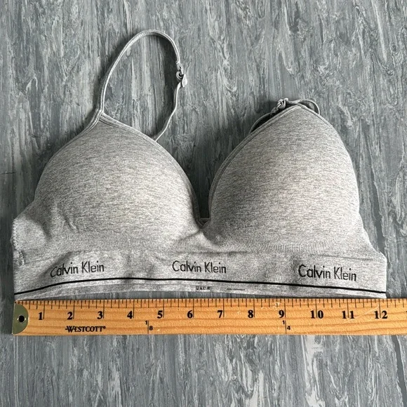 ❤️3/$30 Calvin Klein Gray Bra with Adjustable Straps - Picture 7 of 7
